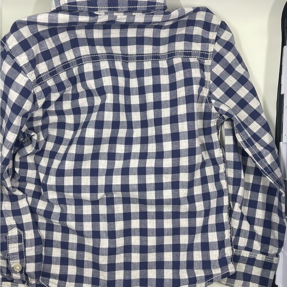 CARTER’S 3T Button Down Shirt in a Blue Checked Pattern - Picture 4 of 6